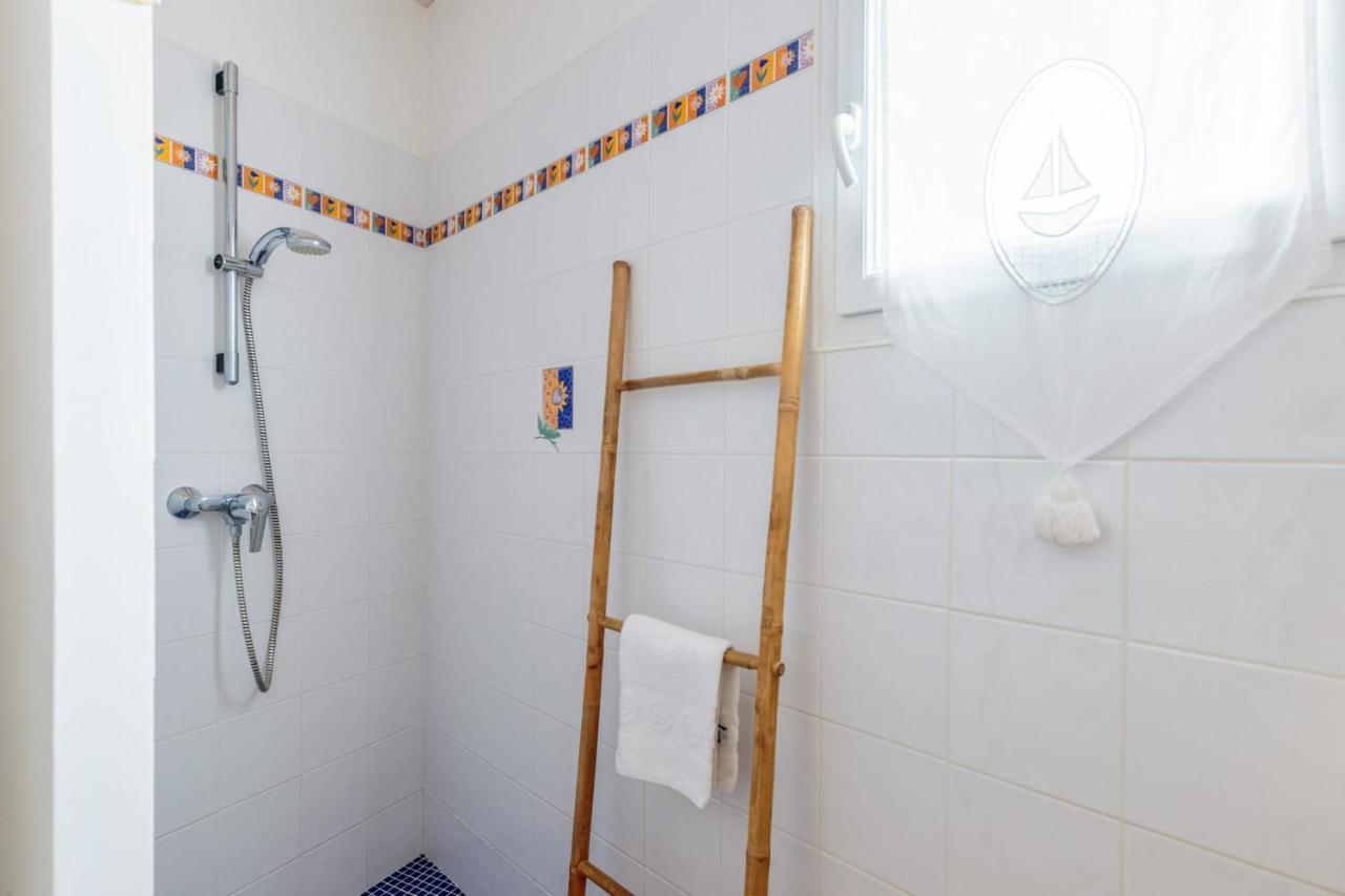 Nice Studio With Veranda Nearby The Beach In La Flotte - Welkeys Luaran gambar